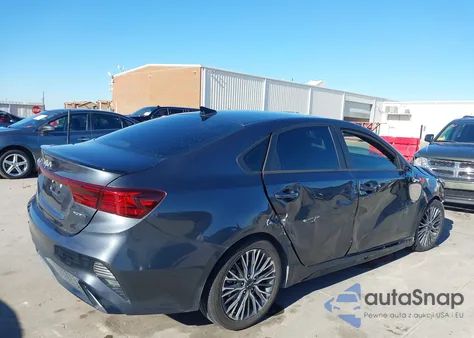 2024 Kia Forte Gt-Line из США, поврежденный, VIN 3KPF54AD1RE725714